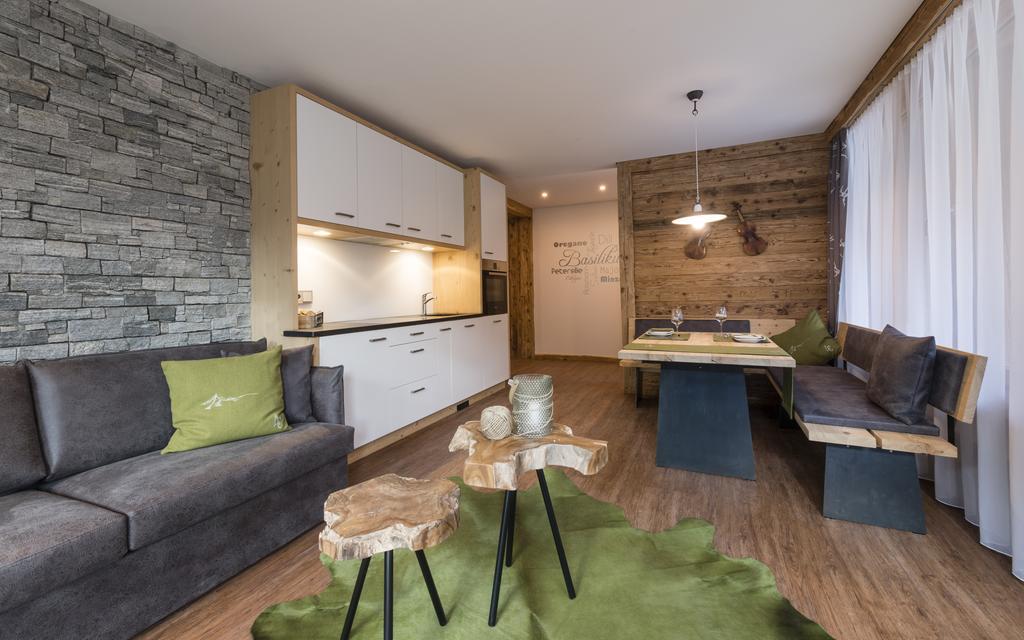 Aurina Lodges Lutago Exterior photo